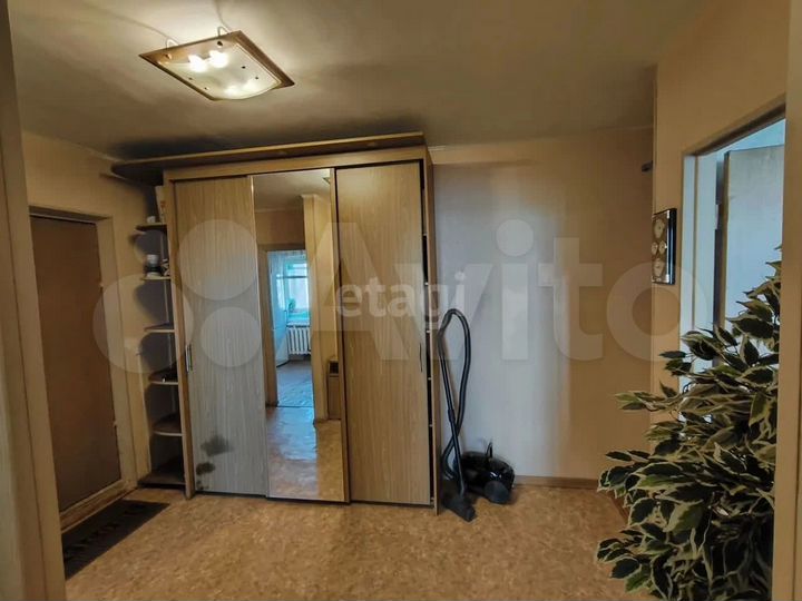3-к. квартира, 70 м², 5/9 эт.