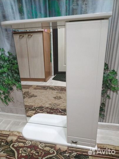 Шкаф для ванной комнаты