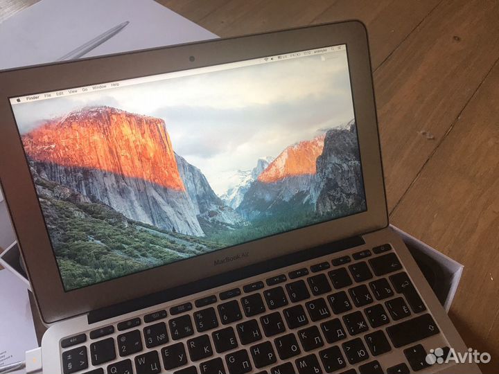 Macbook Air 11 mid 2012 64Gb
