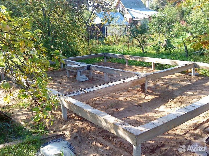 Бригада строителей