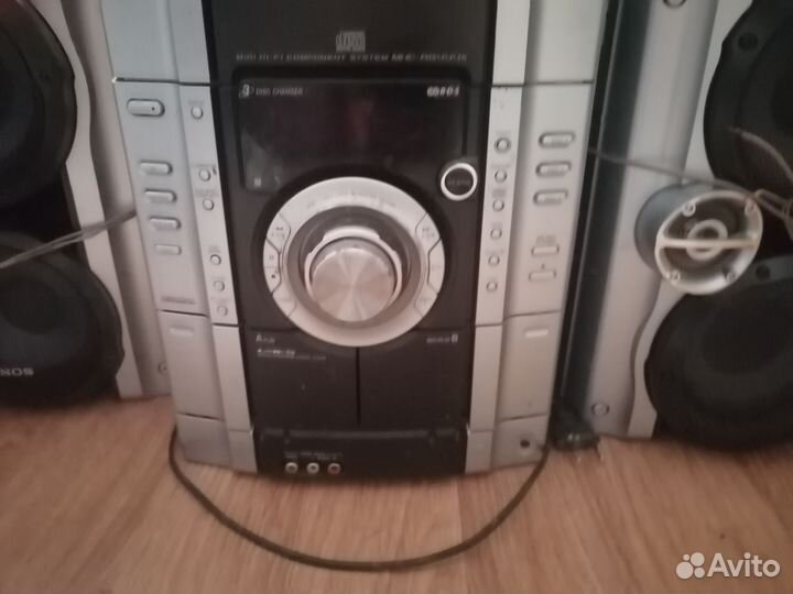 Музыкальный центр sony