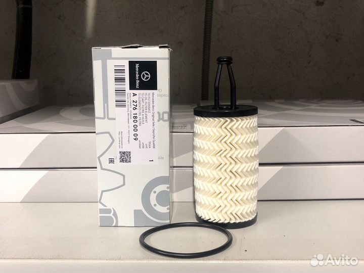 Масляный фильтр Mercedes-Benz A2761800009