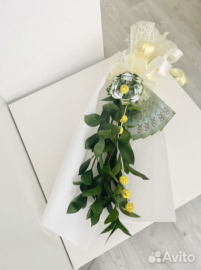 Букет из денег