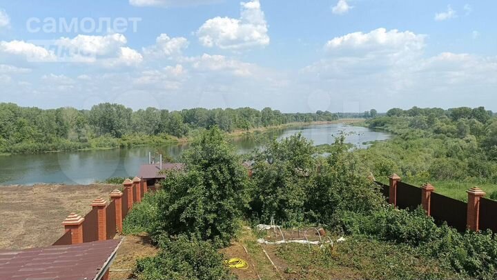 Коттедж 198,6 м² на участке 11,9 сот.