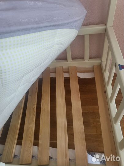 Кроватка домик