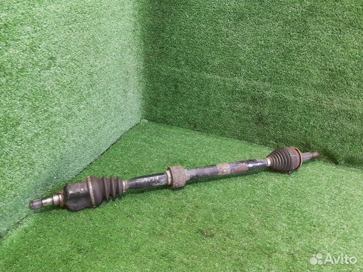 Привод правый тойота аурис е150