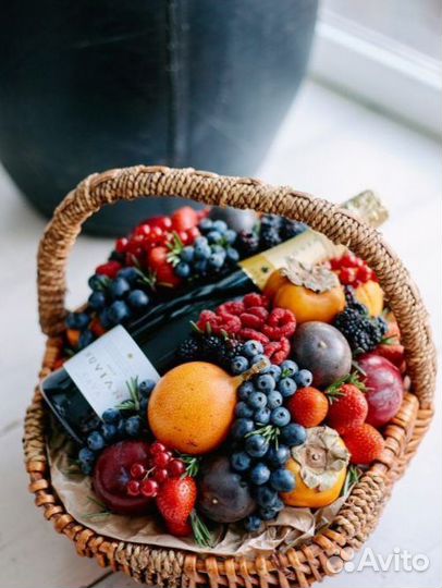 Фруктовая корзина подарок с доставкой