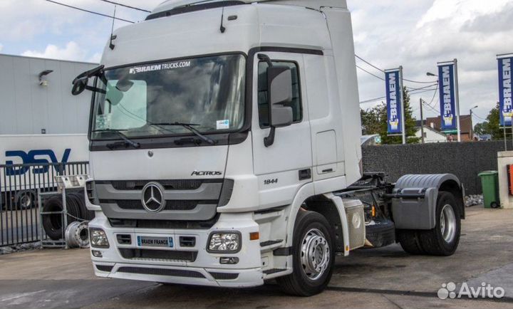 В разборке грузовик Mercedes,Actros mpiii 2009-201