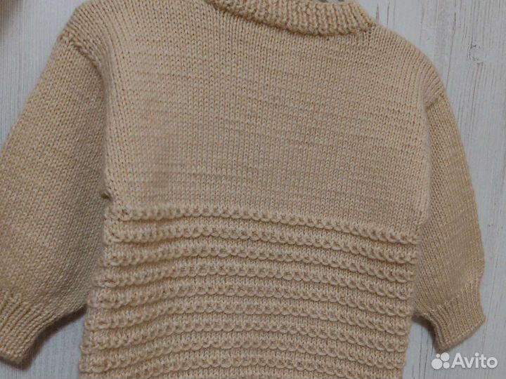 Свитер ручная работа на 1-2 года + носочки