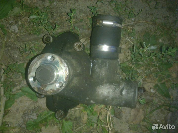 Помпа со шкивом змз 402, 406, 405, 409 и умз 4216