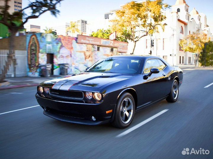 Dodge challenger III решетка радиатора