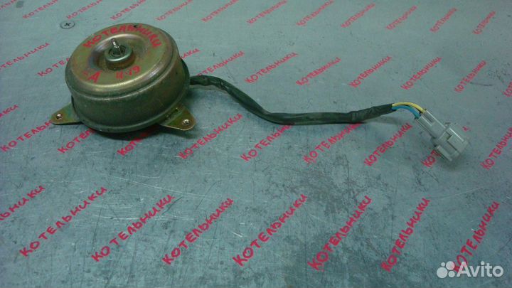 Nissan 21487-1L000 Моторчик вентилятора