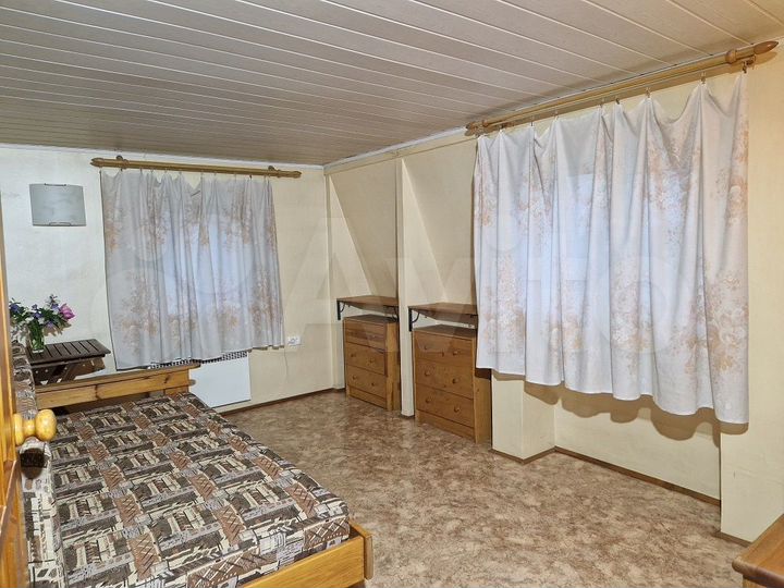 Дом 38 м² на участке 5 сот.