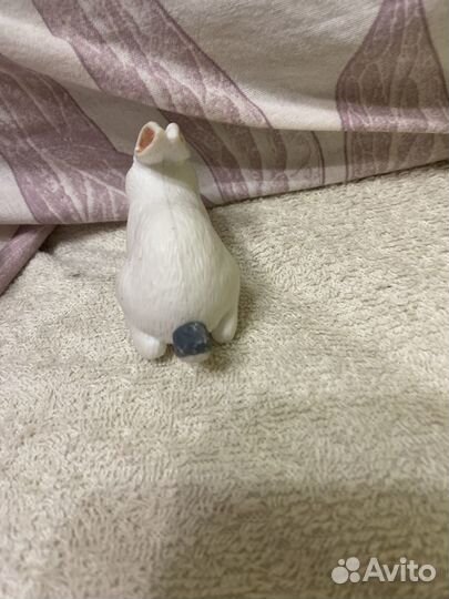 Фигурка кролика