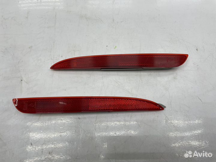 Катафот бампера задний левый/правый Mazda 3 BL