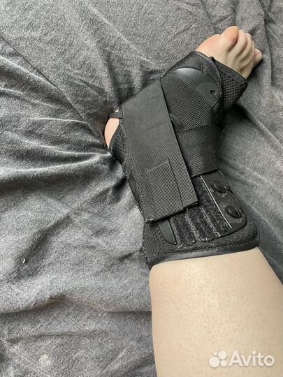 Бандаж голеностопный