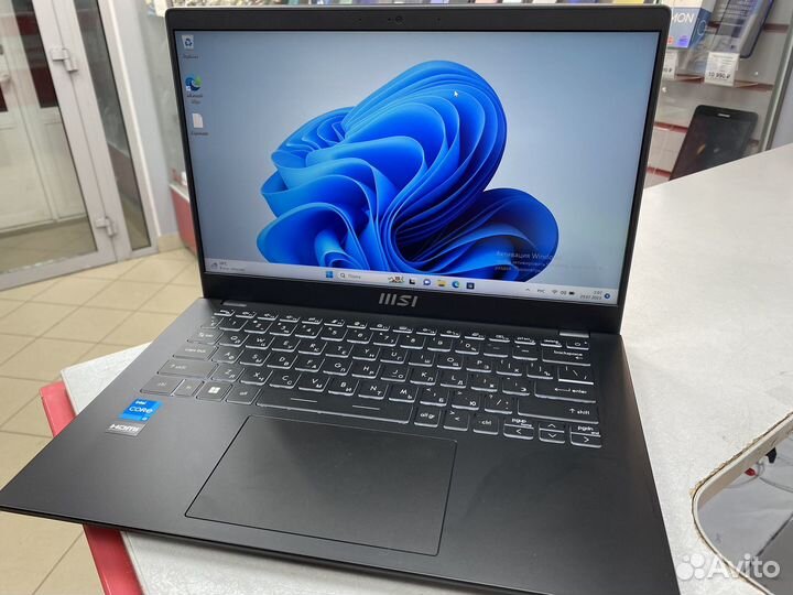 Ноутбук MSI Modern 14 C12M-233XRU