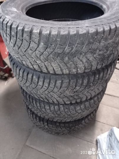 Michelin X-Ice North 225/65 R17