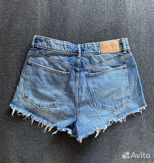Джинсовые шорты zara 36