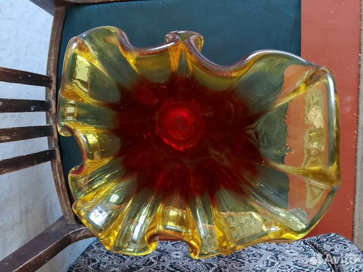 Ваза настольная цветное стекло СССР