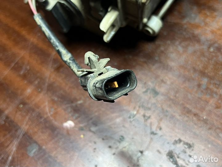 Фара противотуманная Mitsubishi Legnum