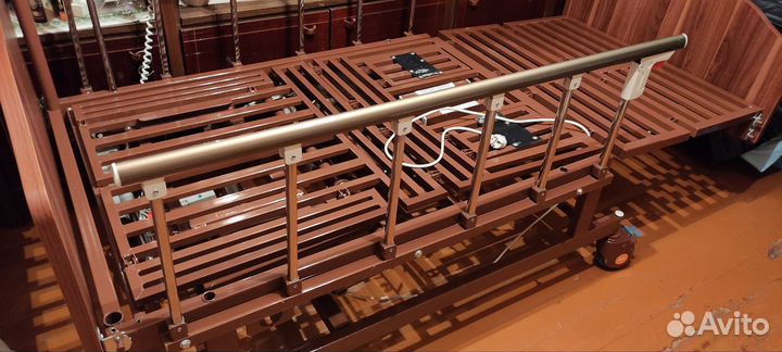 Электрическая медицинская кровать