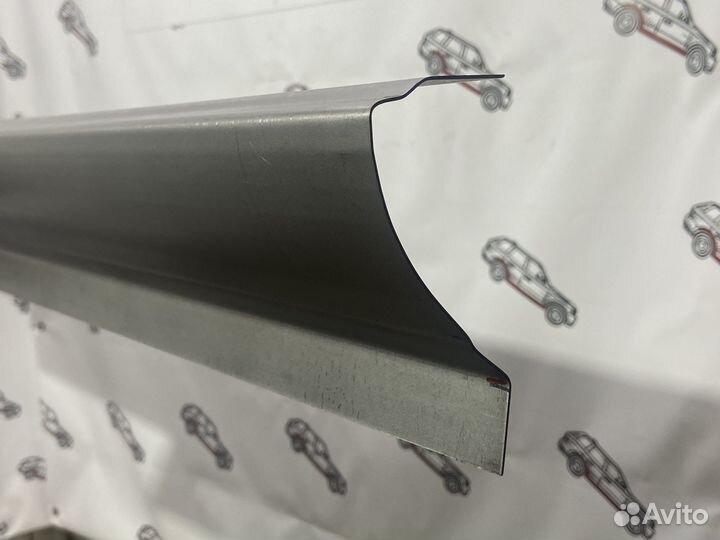 Hyundai Starex H-1 кузовные пороги левый