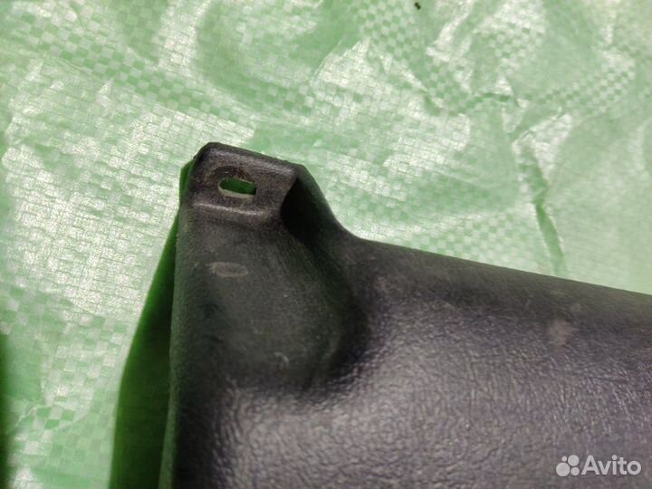 Накладка в салоне передняя правая Volkswagen