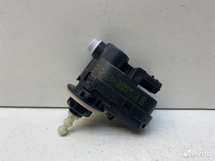 Моторчик корректора фары Renault Arkana