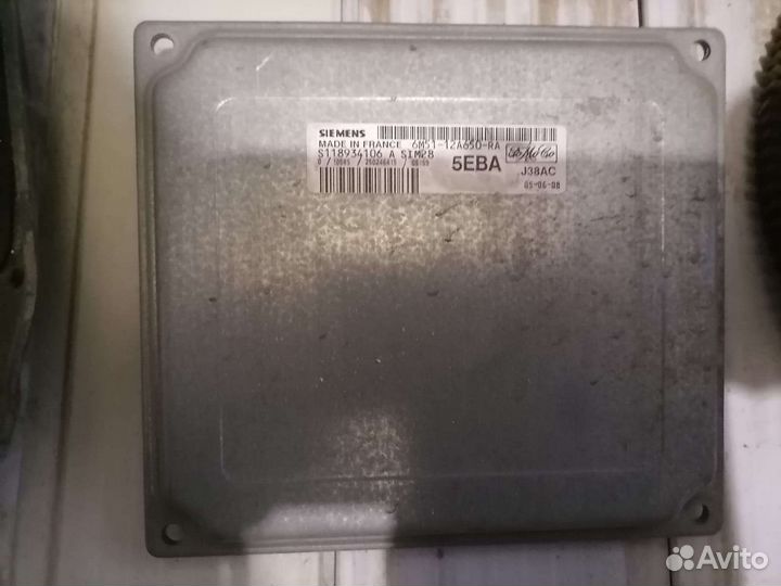 Головка блока цилиндров на Ford focus