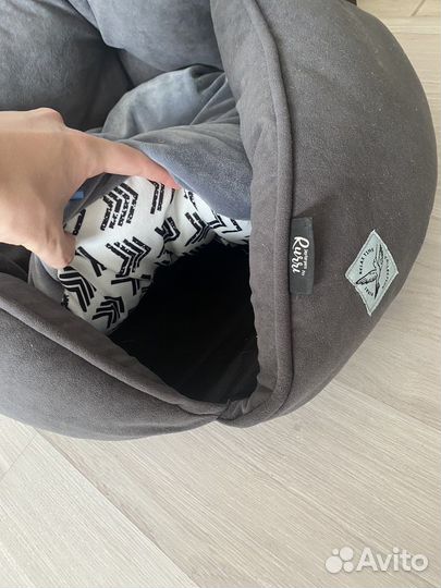 Лежанка для собак и кошек