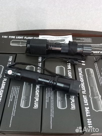 Фонарик аккумуляторный