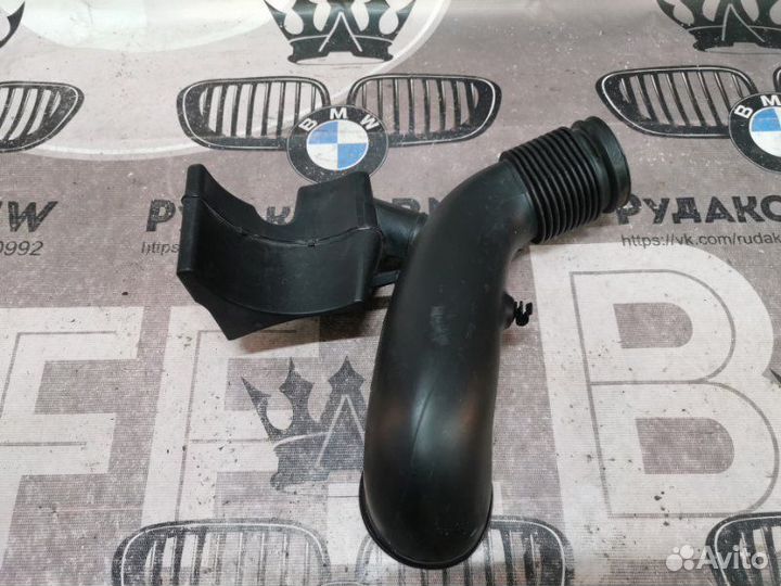 Патрубок воздушного фильтра Bmw X5 E53 M54B30 2006