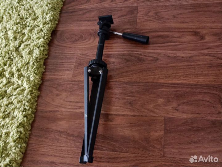 Штатив для фотоаппарата