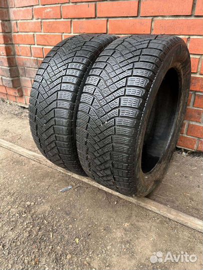 Pirelli Ice Zero FR 225/50 R17 98H