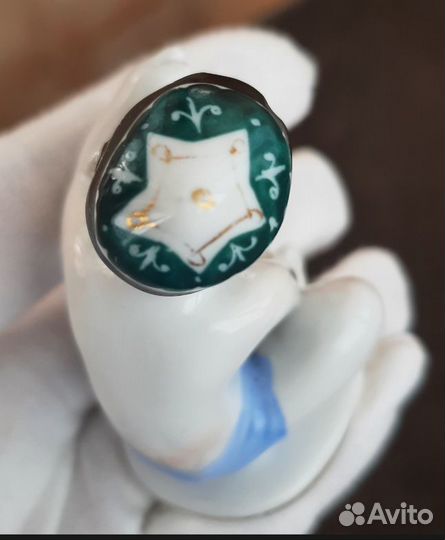 Фарфоровая статуэтка Винтаж