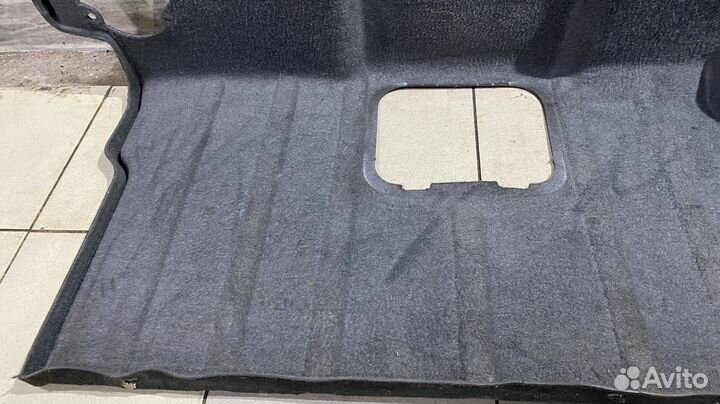 Обшивка багажника Mercedes Benz W140