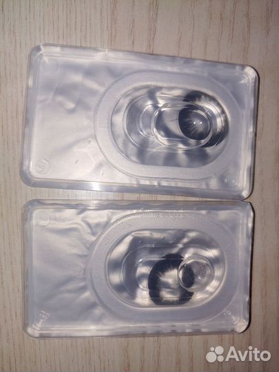 Черные контактные линзы