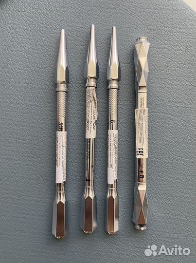 Карандаш для бровей Benefit