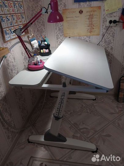 Стол- парта