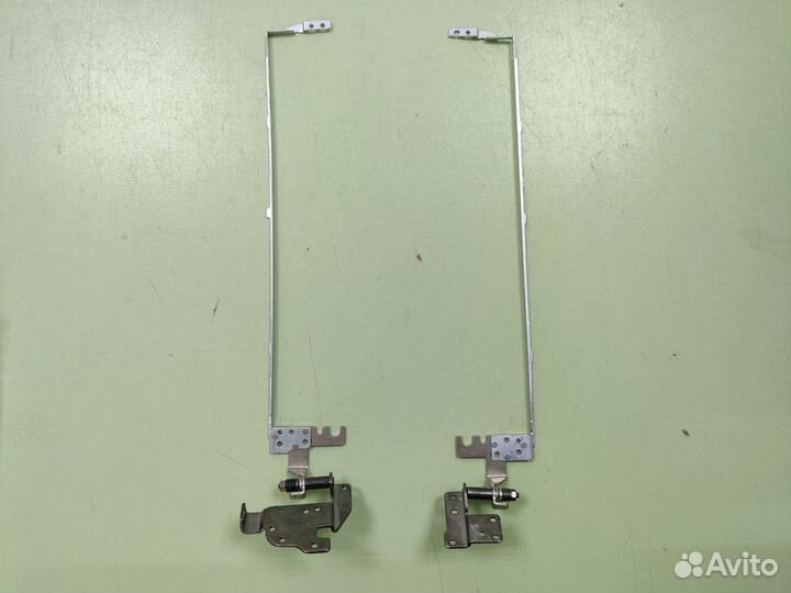 Петли Acer Aspire E1-510, E1-530