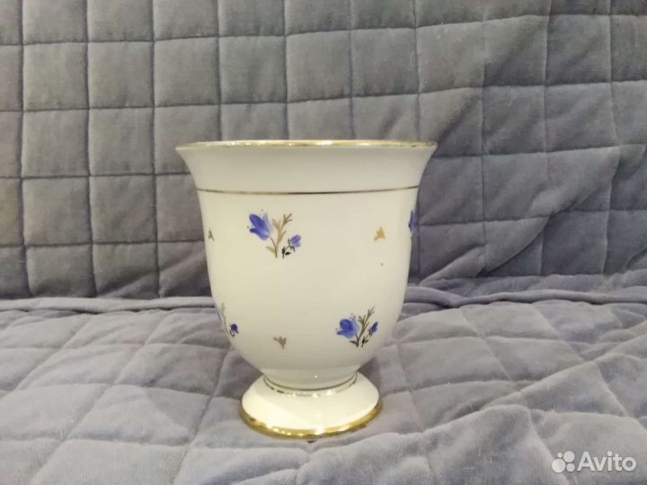 Фарфоровая ваза лфз