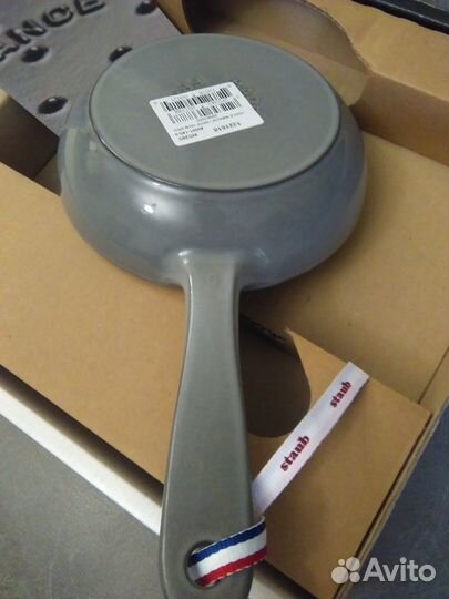 Чугунная сковорода Стауб (Франция) диаметр 16 см