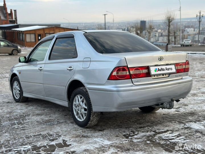 Toyota Vista 2.0 AT, 2001, 185 000 км