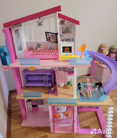 Дом Barbie (Барби) трёхэтажный с бассейном,лифтом