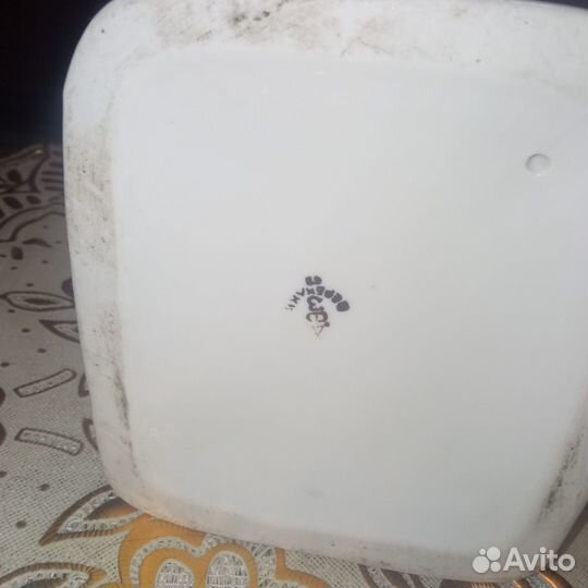 Статуэтка фарфор лыжник(пионер). Вербилки