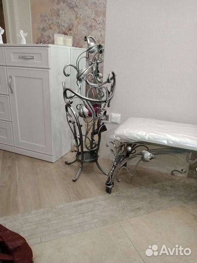 Банкетки и зонтницы для Вашего дома