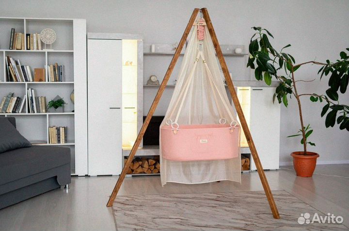 Подвесная люлька для новорожденного