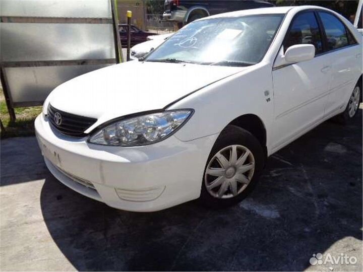 Разбор на запчасти Toyota Camry