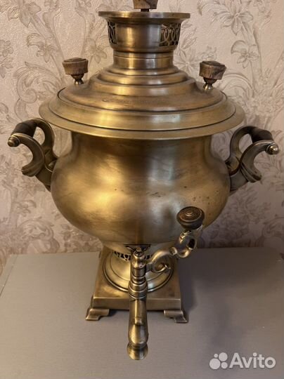 Антикварный дровяной самовар